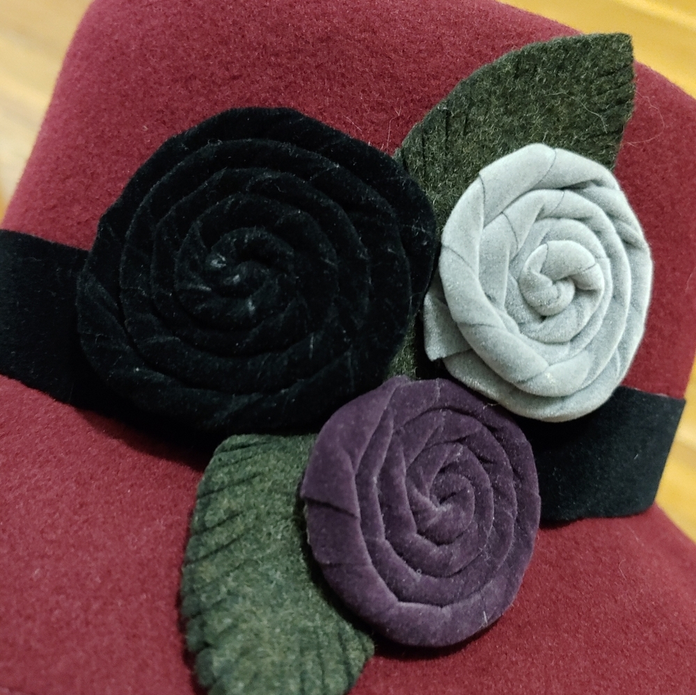Wool hat - Picture 4 of 4